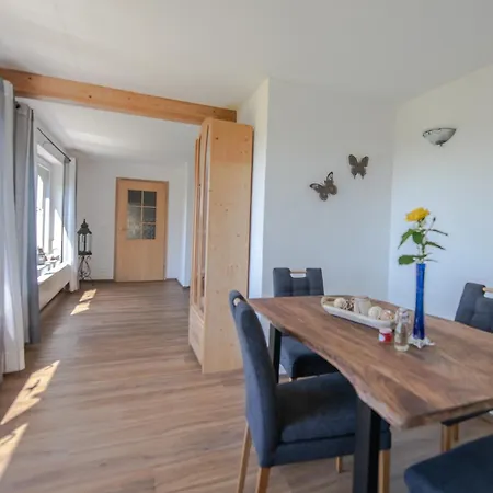 Unterm Kreuzberg Lägenhet